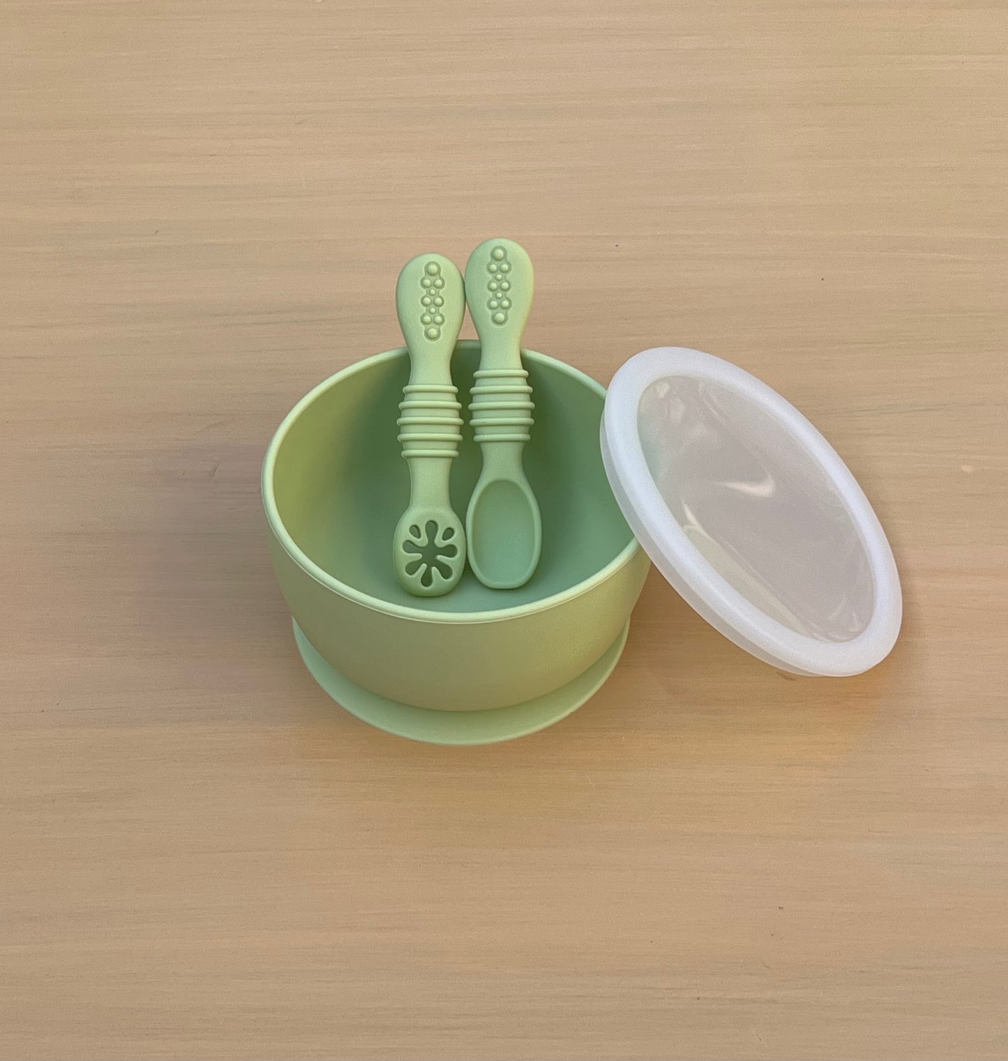 Silicone Suction Bowl with Lid & Prespoons