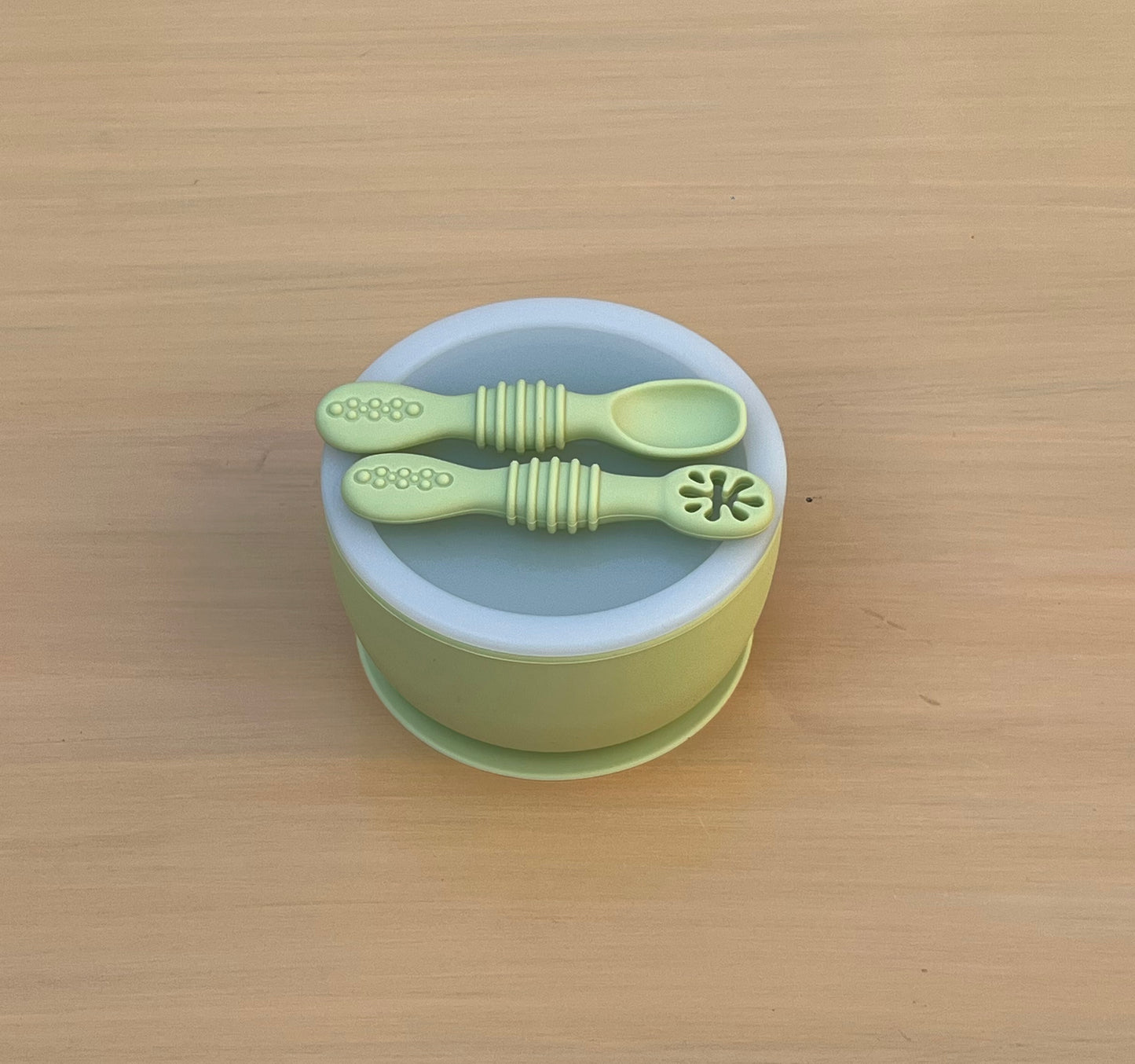 Silicone Suction Bowl with Lid & Prespoons