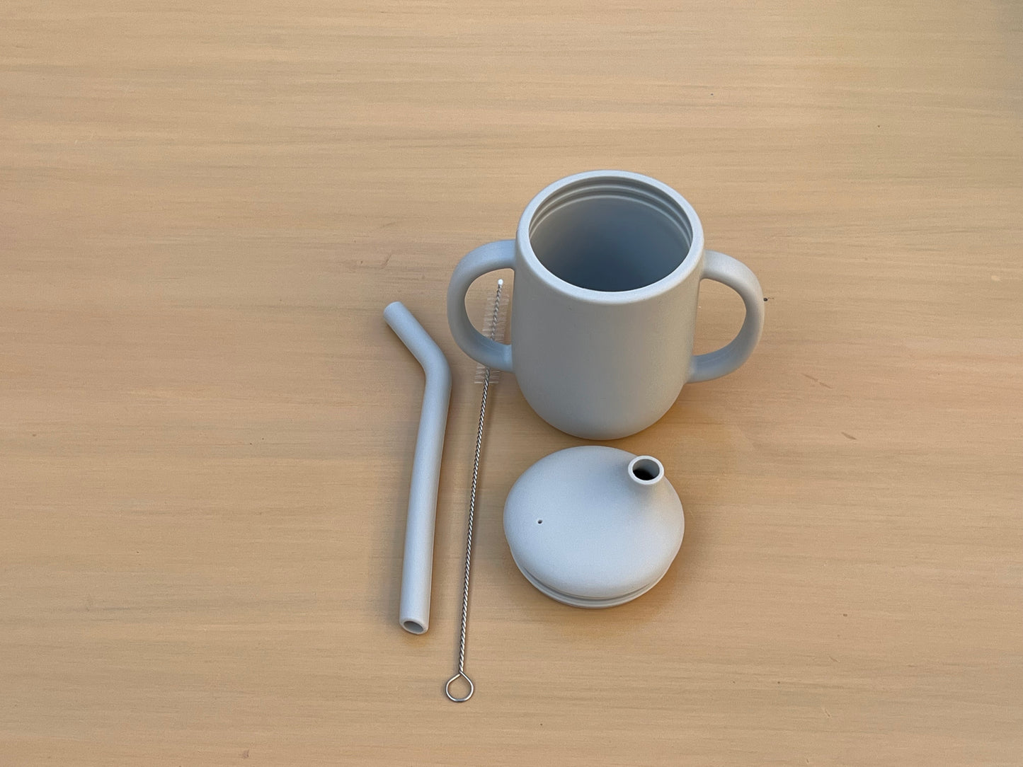 Silicone Straw Cup with straw cleaner