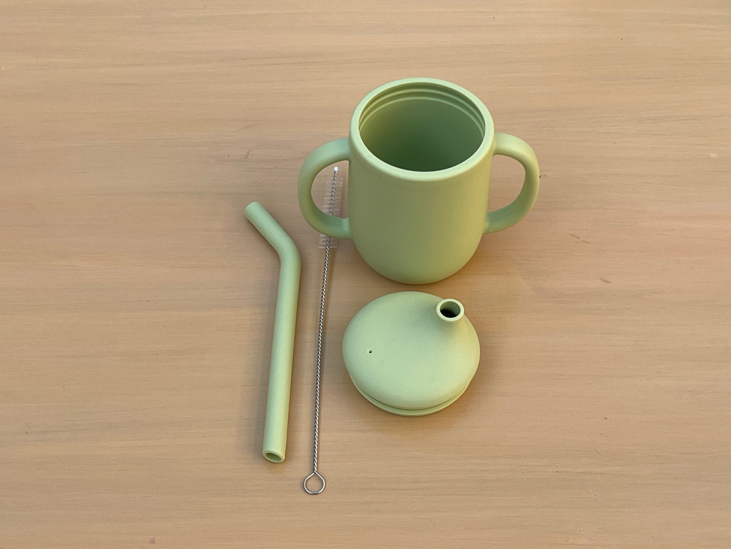 Silicone Straw Cup with straw cleaner