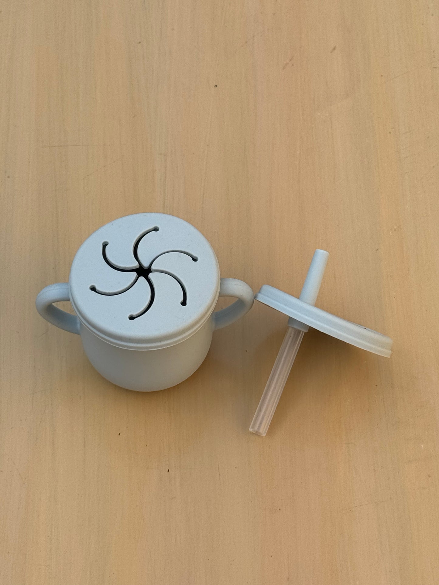 Snack cup + Mini straw cup (2 in 1)