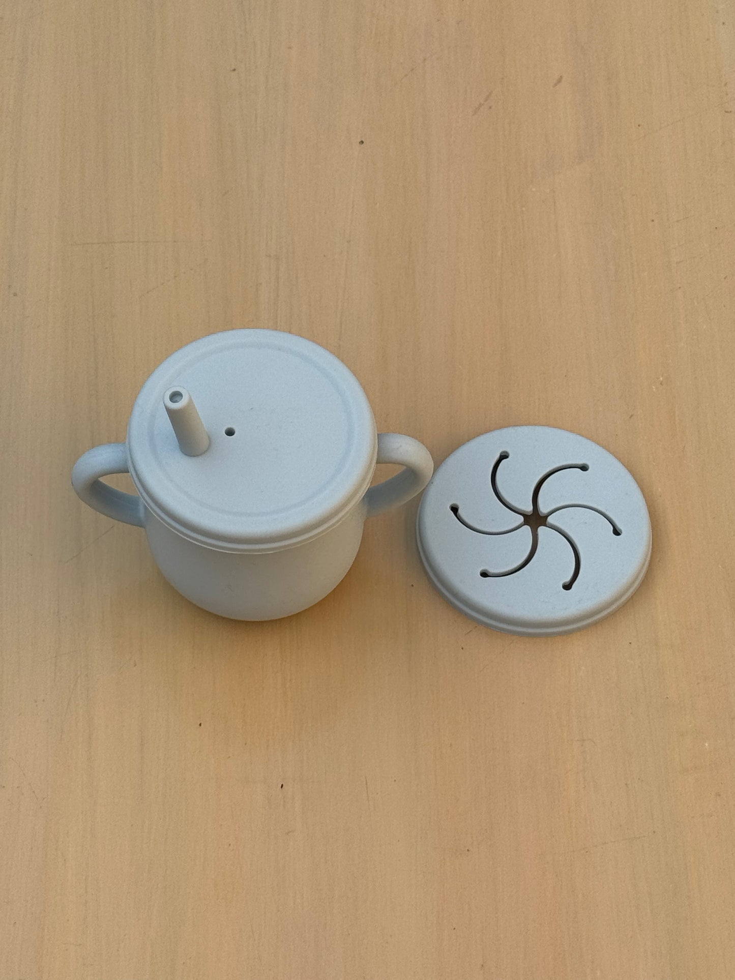 Snack cup + Mini straw cup (2 in 1)